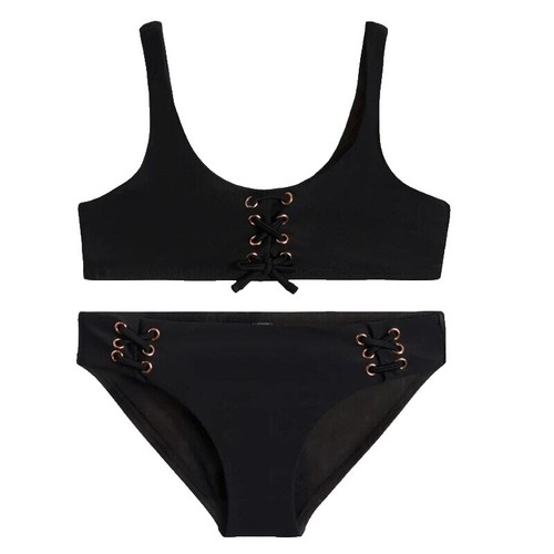 A Fashion Editor's Guide To Every Bikini Bottom Style