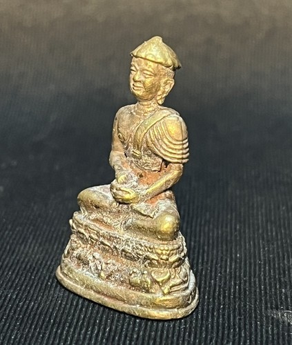 THAI BUDDHA AMULET PHRA UPAKUT CHOKBAT, LANNA STYLE ART BRONZE - Picture 2 of 7