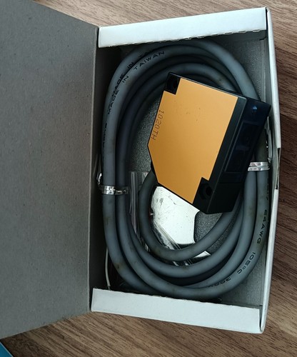 1PCS Fotek A3R-2MX A3R2MX Photo Sensor In Box -New #FOT