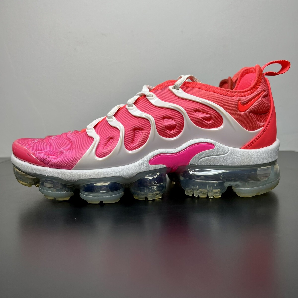 nike air vapormax plus pink blast