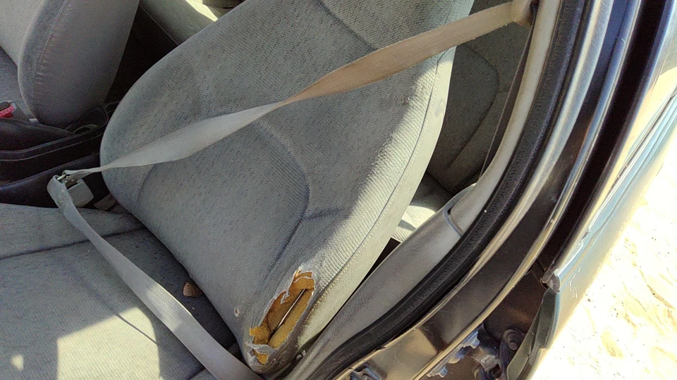 1997 Saturn Sl1 Driver Left Front Seat Belt Retractor Oem Shoulder Gray - Image 2 of 4