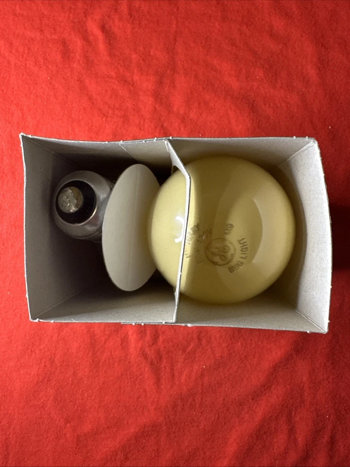 GE~ Bug Lite ~ 60 瓦黄色灯泡 1000 小时 — 第 2/3 张图片