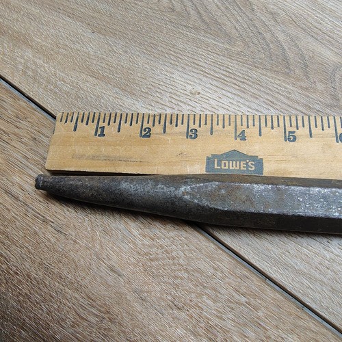 Pinch Bar 31" Steel 1" Hex Diamond Point Steel True Temper - Picture 15 of 16