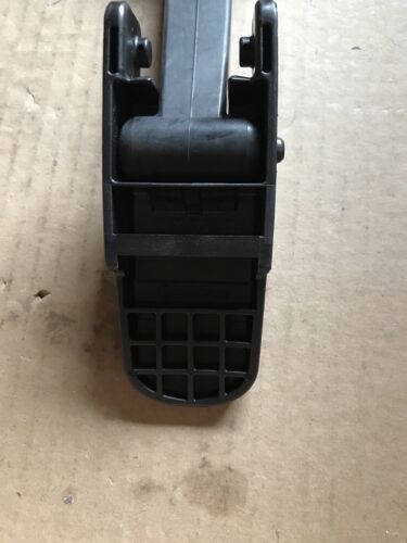 25169065 New OEM Mack Hood Latch - Picture 7 of 12