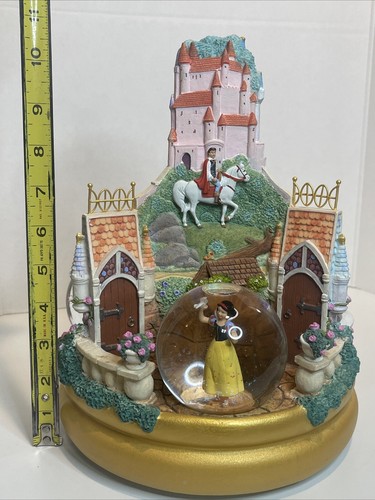 Disney 3 Princess Rotating Musical Snow Globe A Dream Is A Wish For Parts Repair - Picture 11 of 12