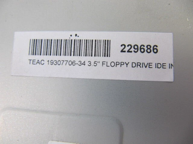 Floppy Disk Drive FDD 3.5” 1.44MB Black TEAC 19307706-34 Genuine Vintage - Image 4 of 4