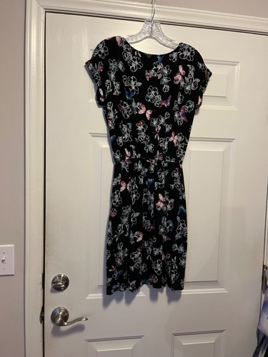 APT 9 Black Floral & Butterflies Print Knee Length Pullover Elastic Waist Small - Picture 2 of 2