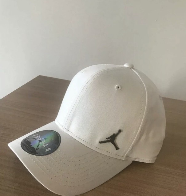 jordan classic99 metal jumpman hat