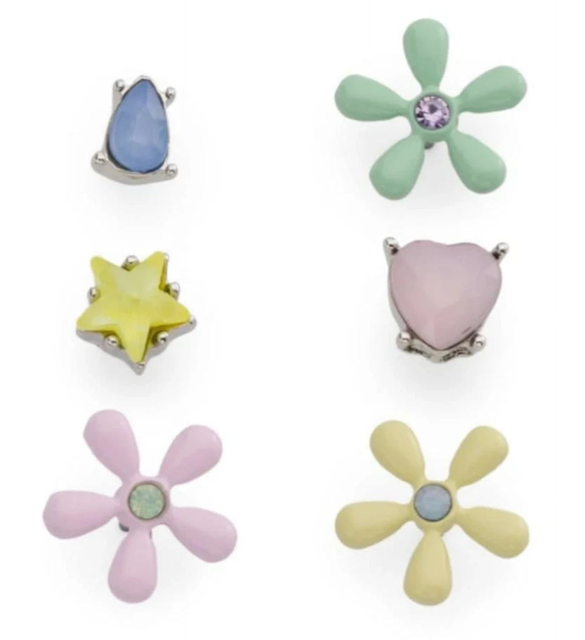 Nuevo Juego de Pendientes Betsey Johnson Flor Tachuelas Corazón Estrella Forma Pera Verano Pastel Foto 2 de 4