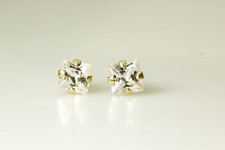 14K Yellow Gold Princess Cut Cubic Zirconia Stud Earrings 0.4 Grams EAR4427 