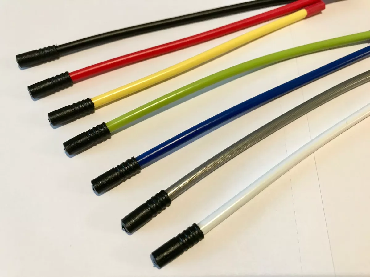 Coloured 4mm Derailleur Gear Cable Outer Housing 7 colours With Ferrules