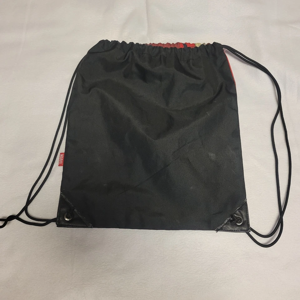 Bolsa de cordão oficial Marvel Iron Man tema quente Avengers vermelha Disney - Imagem 2 de 3