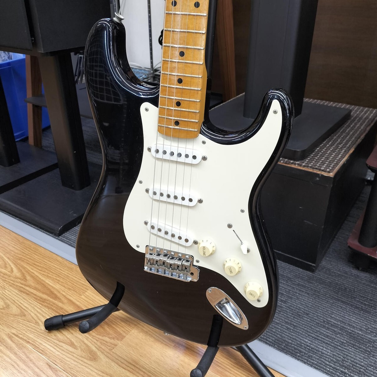 Fender Japan ST54-115 Stratocaster Black Made in Japan 1986