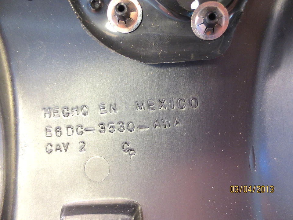 Cubierta de columna de dirección superior Ford 1986/1989 Taurus & Mercury Sable, E7DZ-3530-A Foto 4 de 4