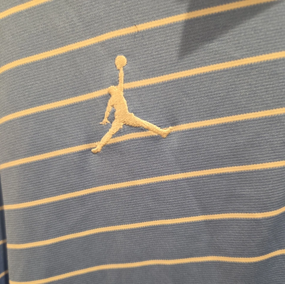 UNC Tarheels Polo Para Hombres 2XL Bebé Azul Y Blanco Jordan Ropa Deportiva NCAA Foto 3 de 4