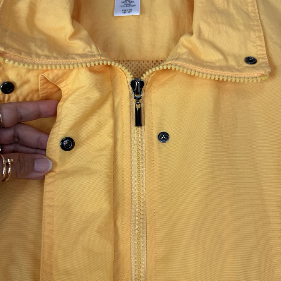 Chaqueta de lluvia Coldwater Creek para mujer L amarilla cremallera completa bolsillos a presión malla de nailon Foto 4 de 4