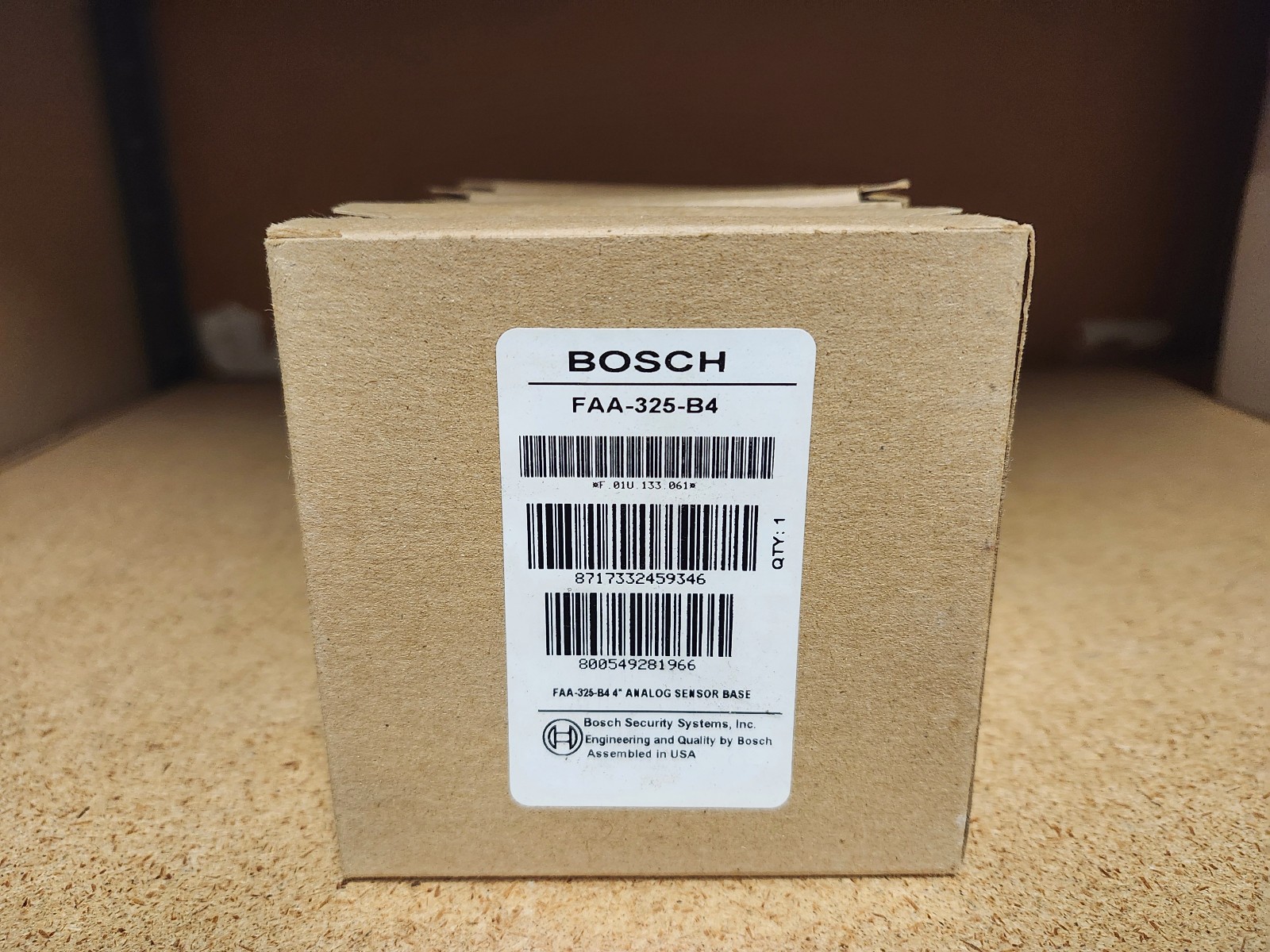 Bosch #FAA-325-B4, Smoke Detector Base, 4", 24 Volt, Analog Addressable.