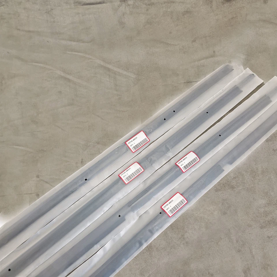 Juego de molduras de cinturón de ventana de puerta delantera trasera 75710-48031 para Lexus RX330 04-08 Foto 4 de 4