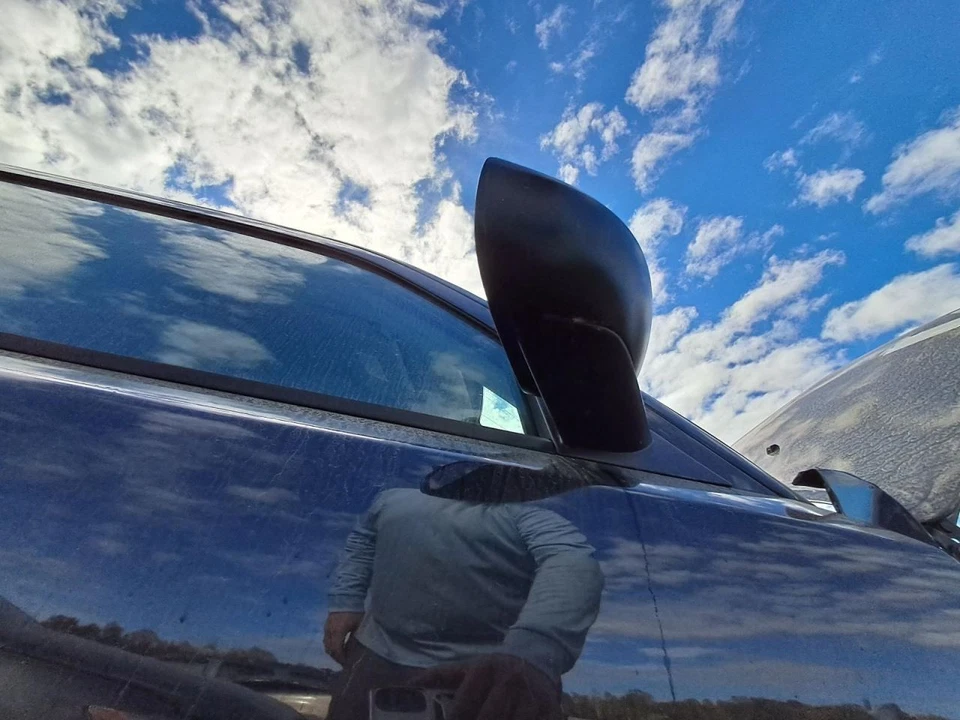 2009 DODGE CHARGER Passenger Side Power Mirror Assembly Black Used 128-01783R - Image 2 of 4