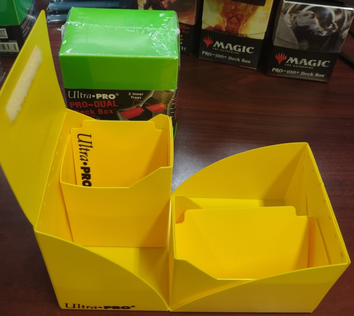 Ultra PRO PRO-Dual Deck Box Gialla – Portamazzo Per Magic: The Gathering – Capienza 180 Carte Protette