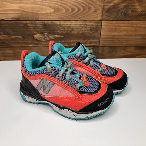 New Balance Baby Toddler Sneakers Shoes Size 5 Turquoise Coral