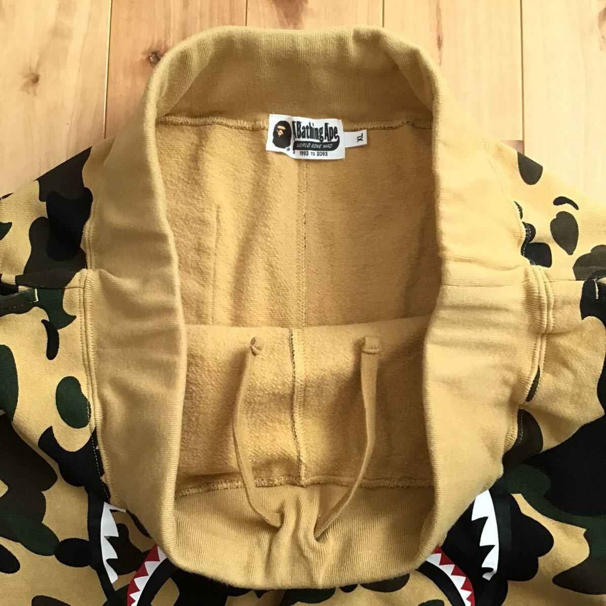 BAPE 1st camo yellow shark sweat pants A Bathing Ape Size XL