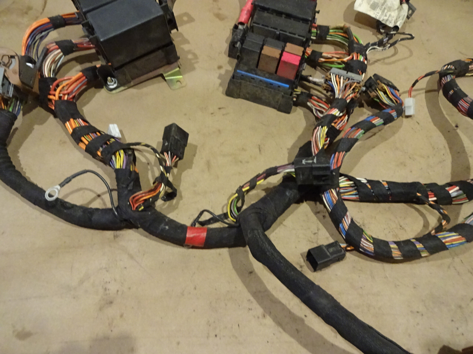 Ferrari 430 - Rear  Connecting Cables   - P/N 218508
