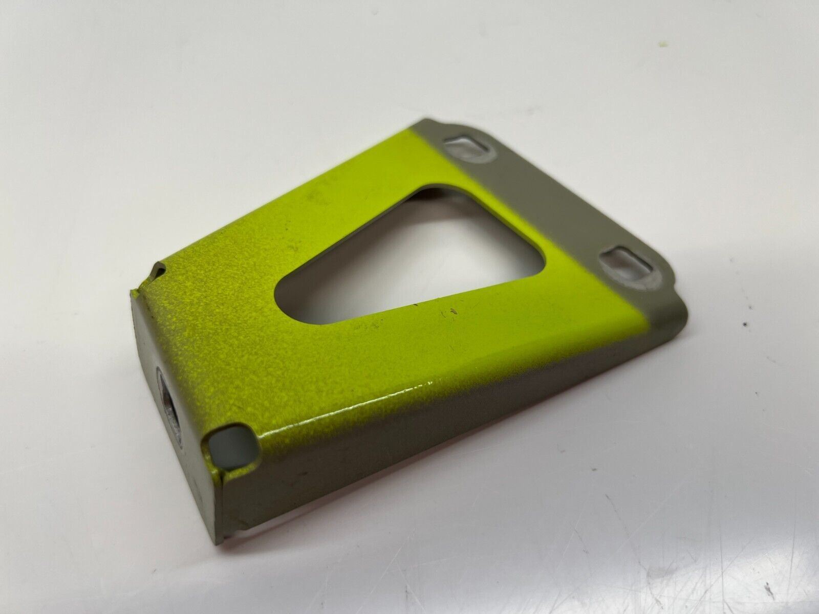 LAMBORGHINI HURACAN DRIVER LEFT LH QUARTER PANEL WING BRACKET OEM 4T0809075B