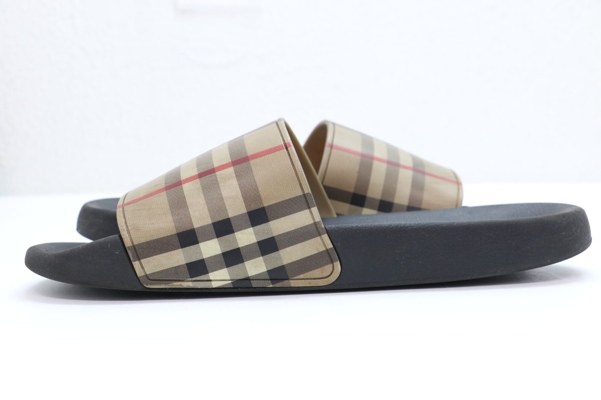 【送関込】Burberry☆バーバリー Vintage check slides Burberry Furley Check Slide Sandals | Saks Fifth Avenue