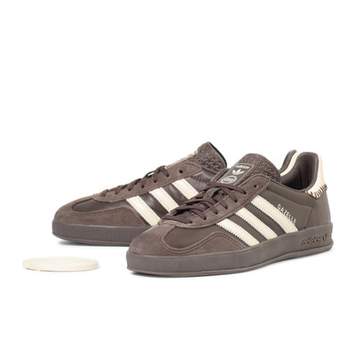 adidas Originals GAZELLE INDOOR JQ1747 Dark Brown Wonder White