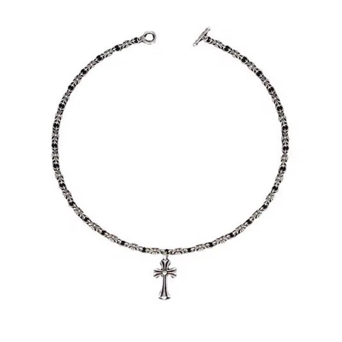CHROME HEARTS Collana con ciondolo croce cuori cromati