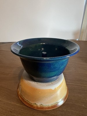 Artisan Hand Crafted Pottery Unsigned Apple or Pear Baker Baking Dish Blue Green
