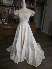 1950s Vintage Wedding Dress Ivory XXS 00 Short Sleeve Nylon Taffeta