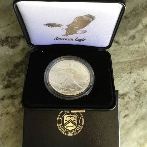 1986 Key Date BU- Unc American Silver Eagle 1 Troy Oz .999 Fine Silver with/ BOX