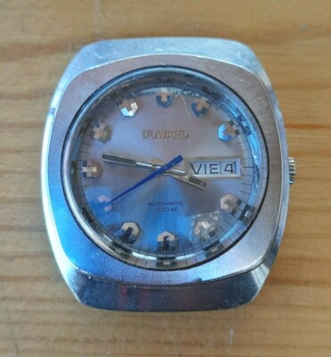 VINTAGE DUWARD AUTOMATIC 100M DAY-DATE 17 JEWELS CAL ETA-2789
