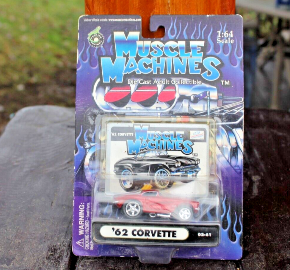 MUSCLE MACHINES 1962 CHEVY CORVETTE 1/64 DIECAST 02-61 Toy car Lot