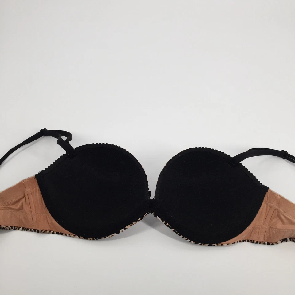 Sujetador Victoria's Secret Muy Sexy Sin Tirantes Estampado Guepardo 34D Marrón Negro Blanco Foto 4 de 4