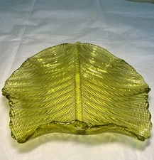 Glass Leaf Serving Dish Candy Bowl Ruffled Edge Yellow Green