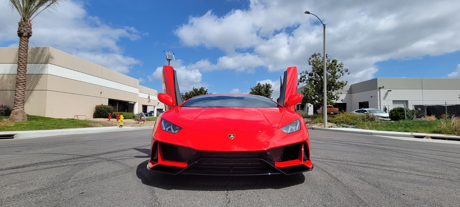 Lamborghini Huracan 2014 - 2023 Vertical Doors Inc Lambo Door Conversion Kit
