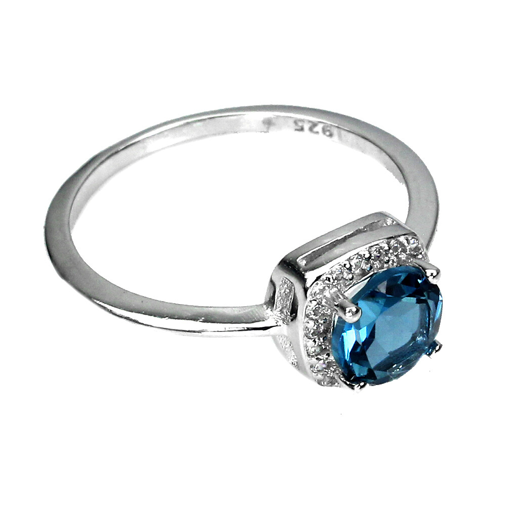 Anello Dorato Dei Gioielli Con Topazio Blu Fotografia Stock - Immagine - Foto 10