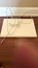 Apple MacBook 13in White Core 2 Duo 2.16GHz 2GB 250GB HDD OS X 10.5 MagSafe