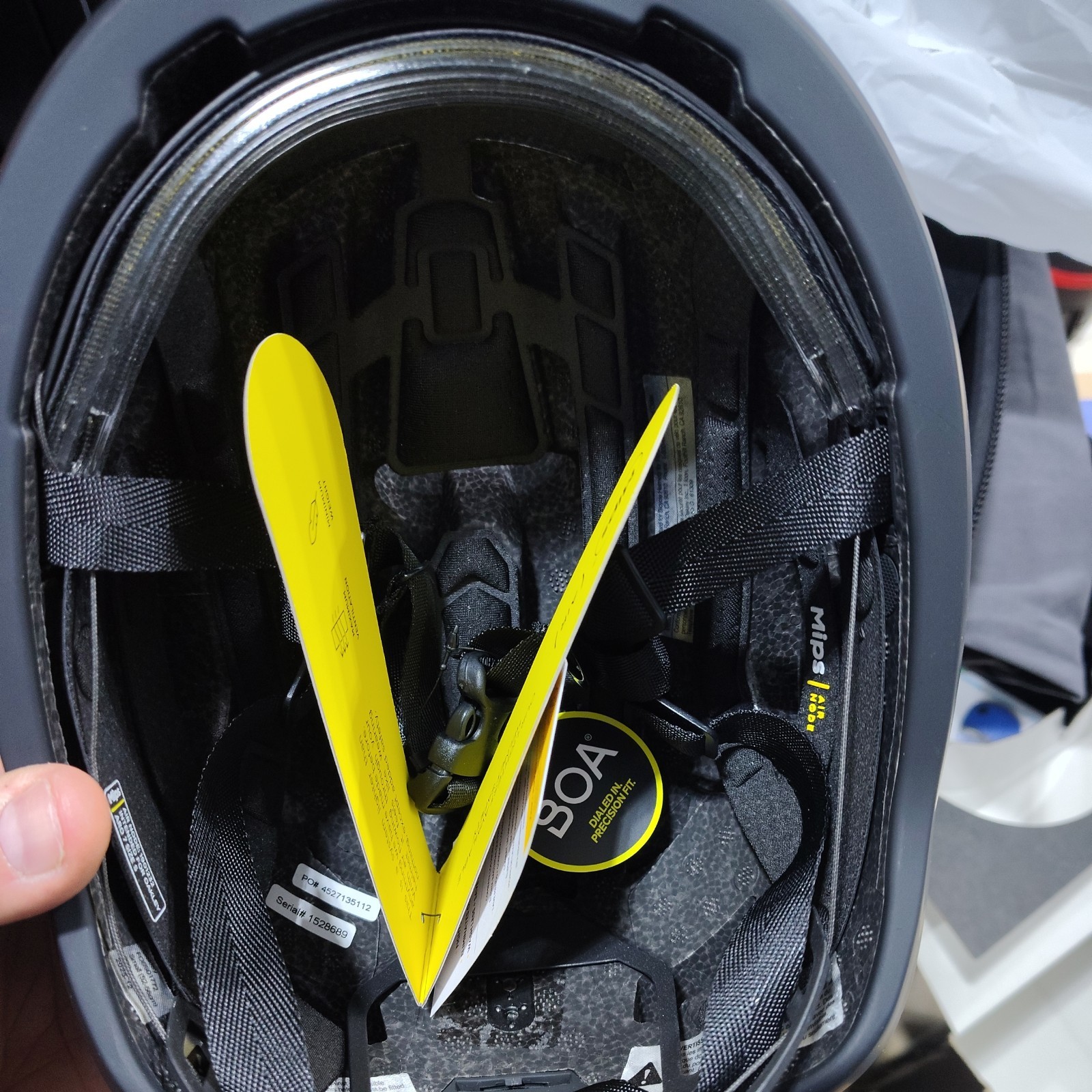 Oakley Aro7 LITE MIPS Road Cycling Bike Helmet Matte black Sz Small NEW IN BOX