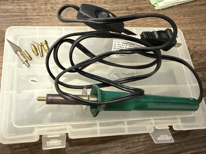 Plaid Woodburner Kit – Model 30725 – With 6 Tips & Storage Box Tested