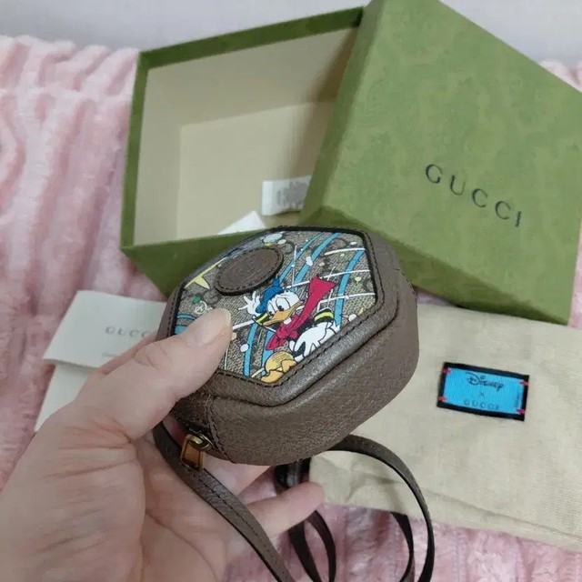 Limited Edition Gucci Donald Duck Collaboration Coin & Card Wallet - New