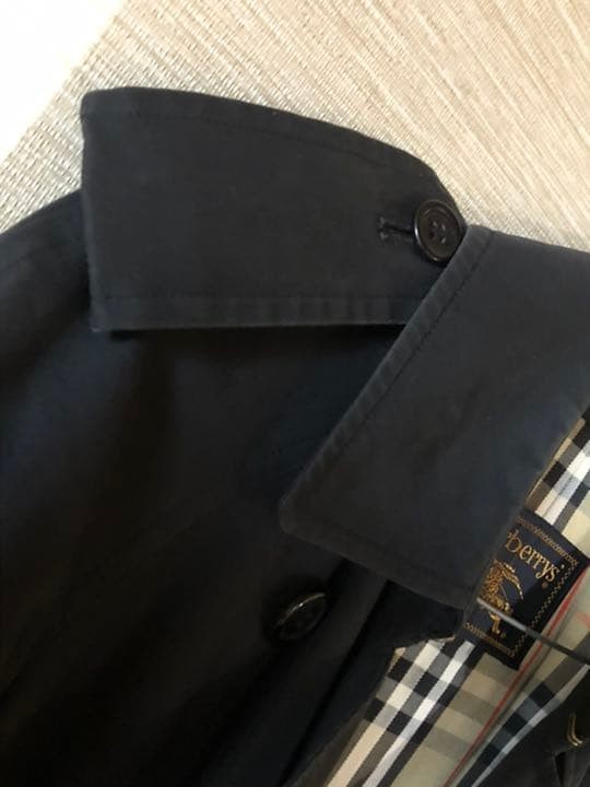 Burberry  BURBERRY Trench Coat thumbnail 4