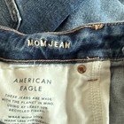 American Eagle Women’s Blue Medium Wash Denim Mom Jeans Stretch 5-Pocket Sz8 r — photo 4