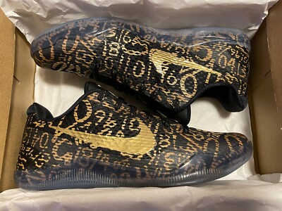 Nike Kobe 11 Mamba Day iD 865773-991 - Men's Size 8.5 - BRAND NEW