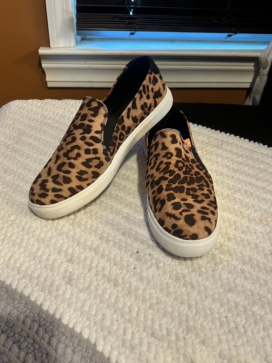 White Mountain Women's Slip-On Shoes Size 8.5 Cheetah Print