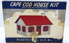 Plasticville O/S Scale In box Cape Cod House Kit 1400 79