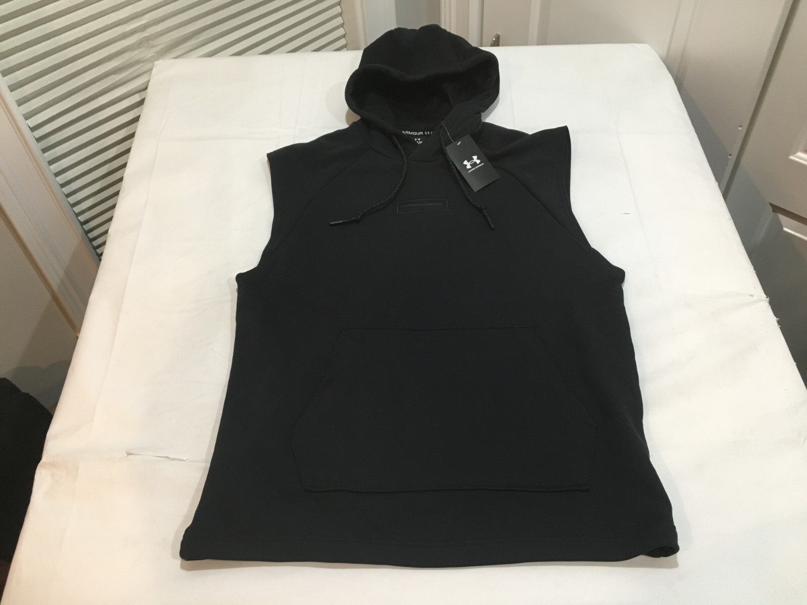 NWT $65.00 Under Armour Mens Heavyweight Terry Sleeveless Hoodie Black Sz LARGE